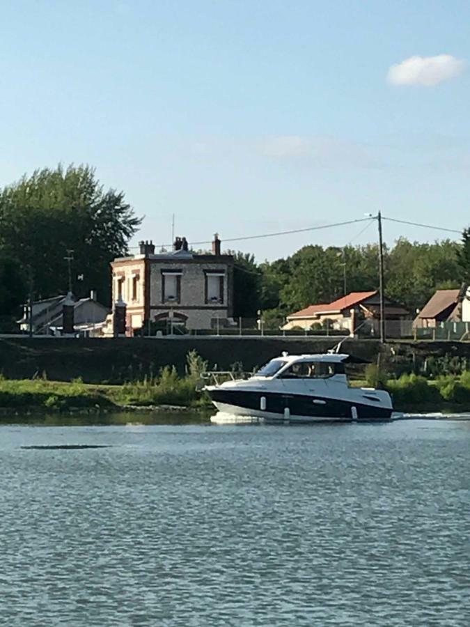 La Maison Des Pecheurs Saint-Pierre-du-Vauvray Екстериор снимка